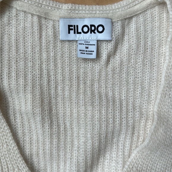 Filoro 100% cashmere v-neck sweater - Picture 2 of 3